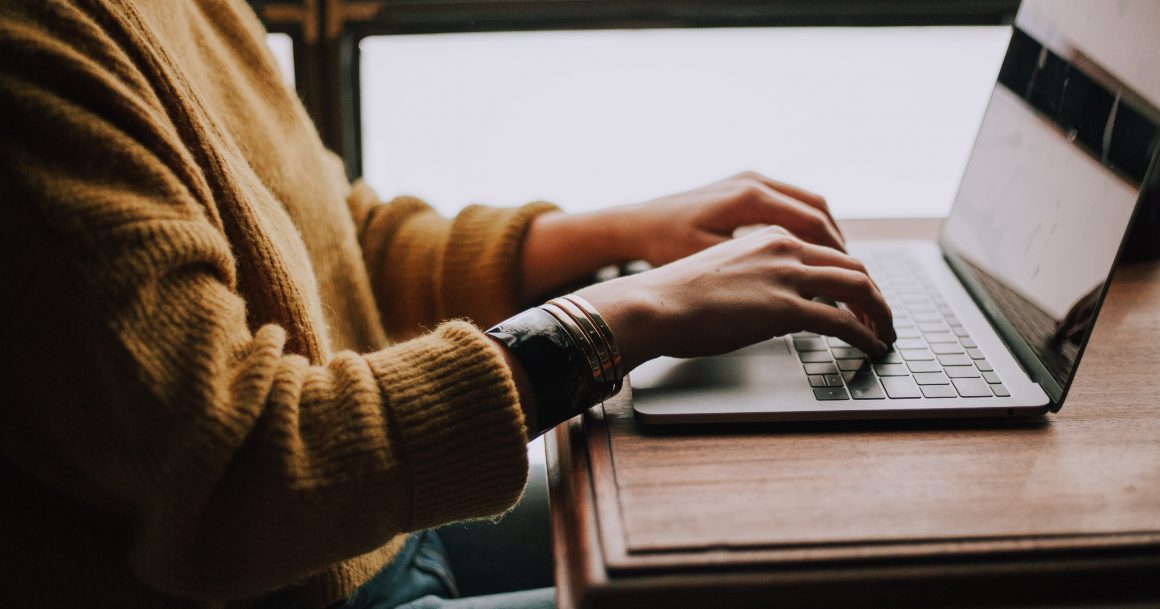 Graph showing global music piracy rates with India, Iran, and the US at the top.