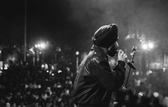 Navjot Ahuja singer-songwriter signs management deal with REPRESENT after Khat reaches No.1 on Spotify Global Viral 50