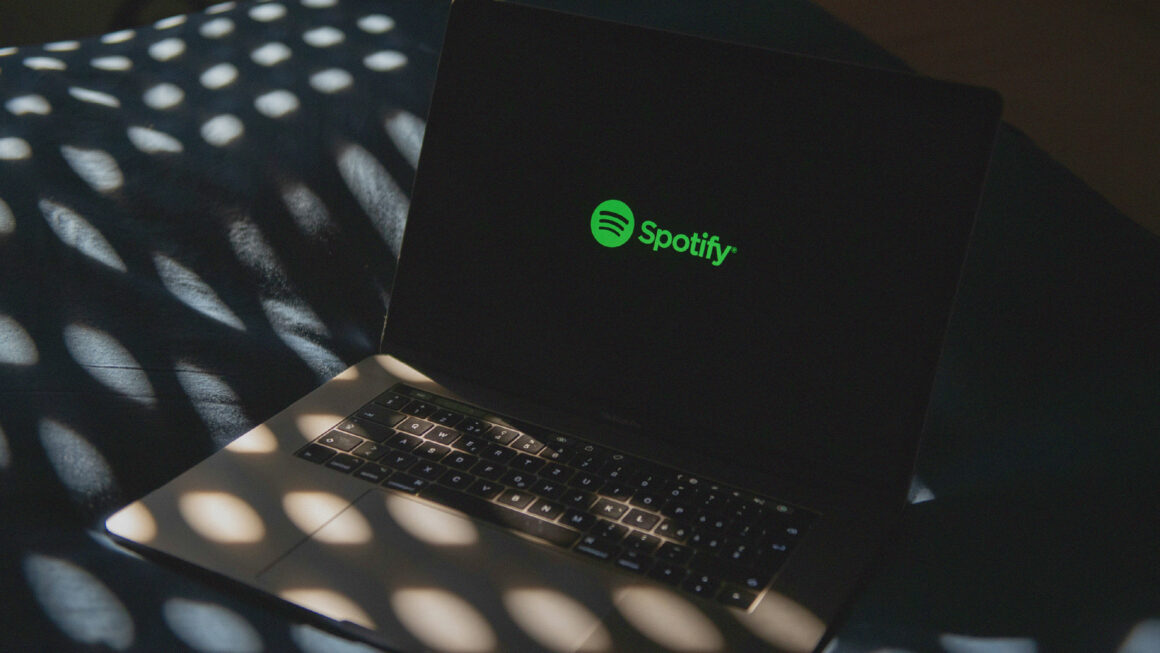 Spotify and Universal Music Group partner on AI-powered remix and cover features featuring artists like Taylor Swift and Drake.
